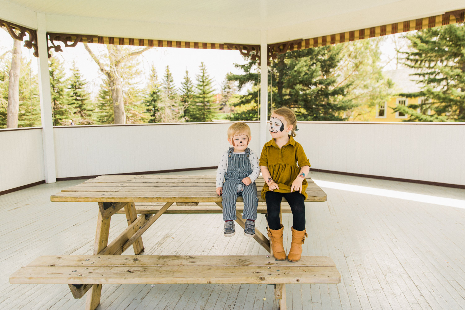 Day out with thomas, heritage park, calgary, Guenard photography, family activity