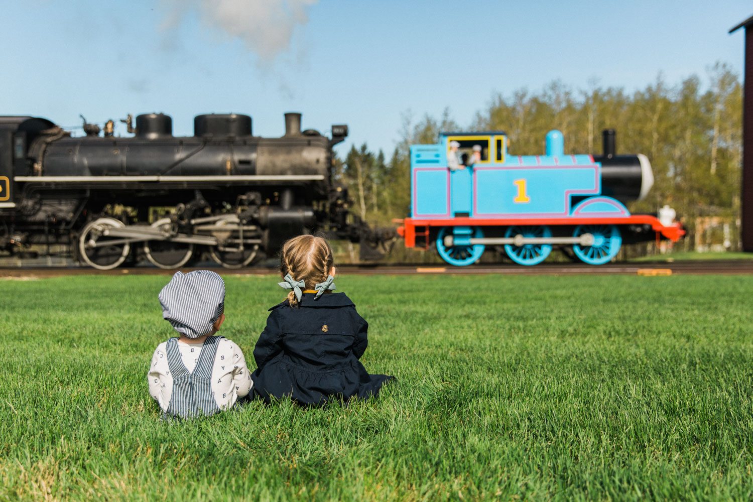 Day out with thomas, heritage park, calgary, Guenard photography, family activity