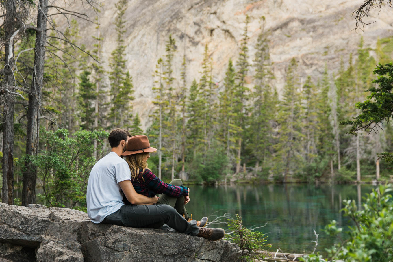 First Anniversary Shoot Canmore Photographer Jennie Guenard Photography