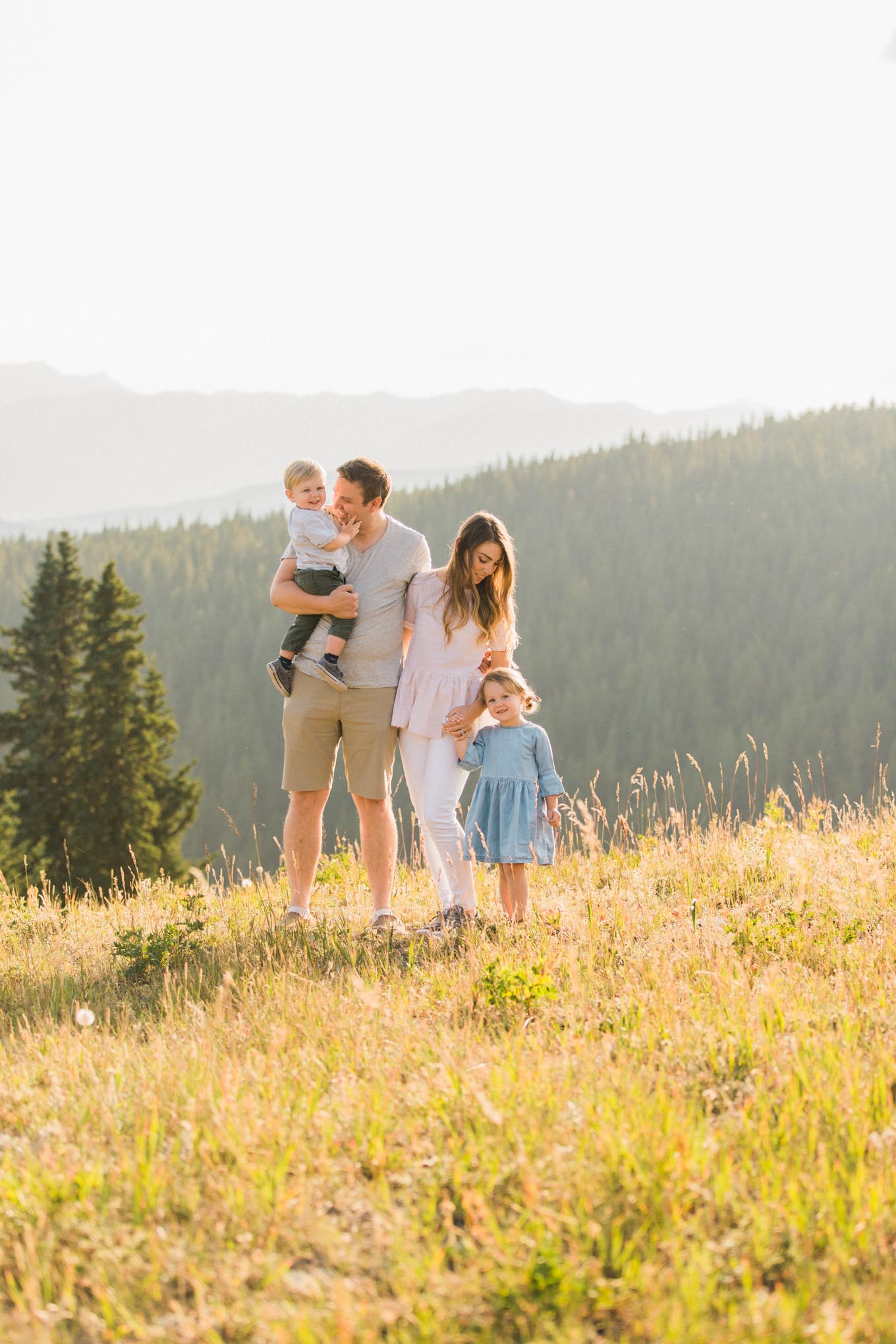 How to prepare for family photos from a professional photographer jennie guenard