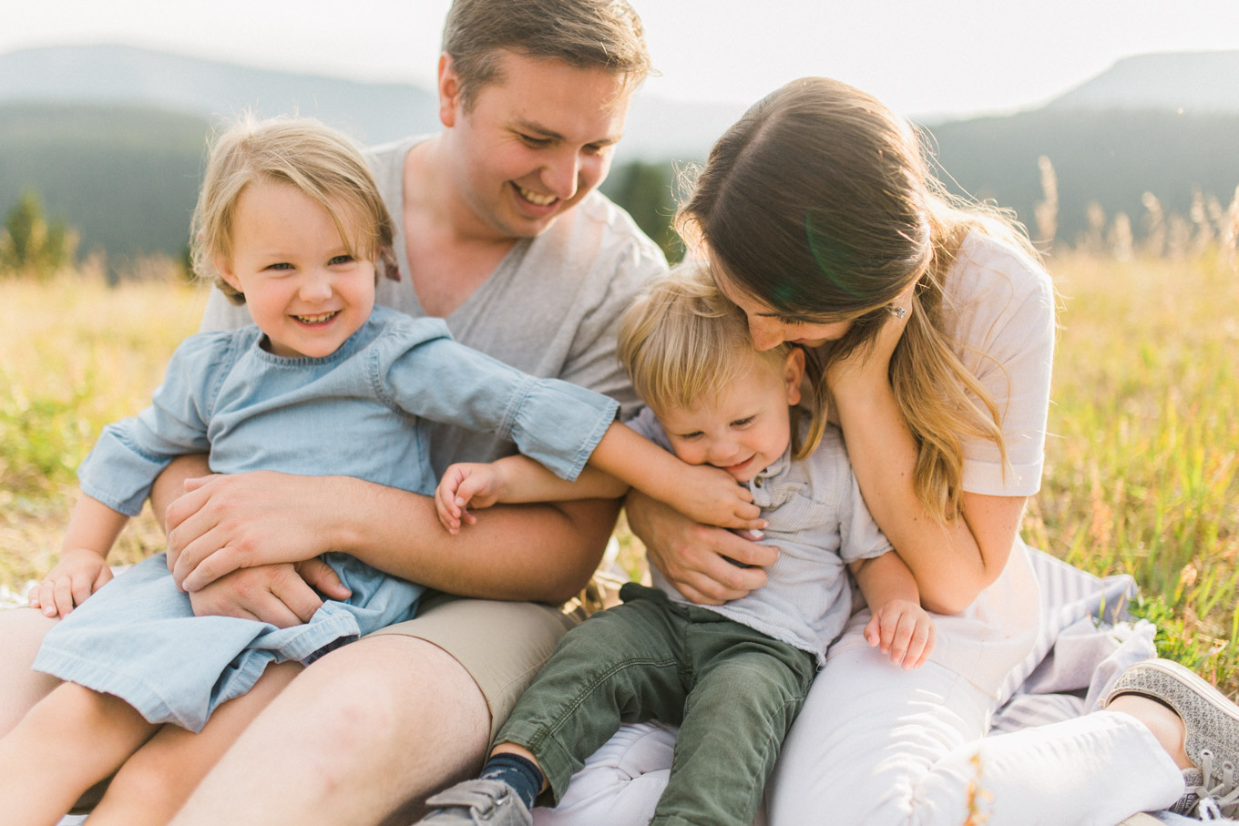 How to prepare for family photos from a professional photographer jennie guenard