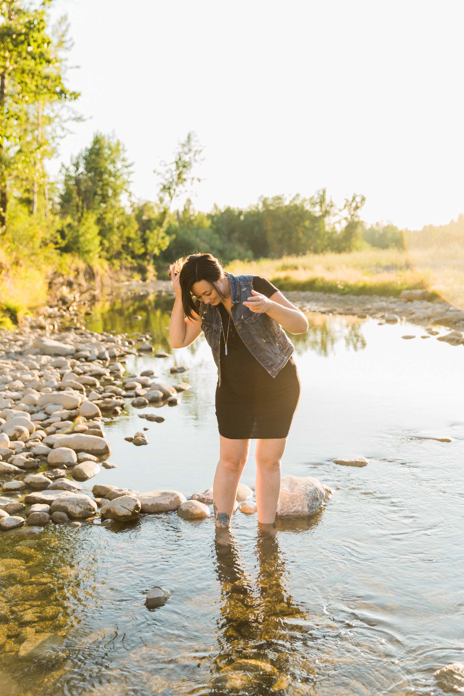 What you should know when you're pregnant with your first jennie guenard photography fishcreek park calgary maternity photographer