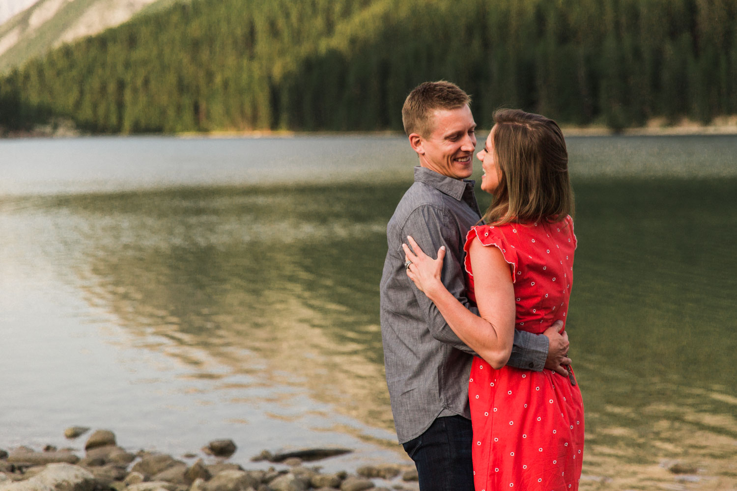 Vacation Anniversary Shoot in Banff, Canada.  Mountain Adventure Photos by Photographer Jennie Guenard