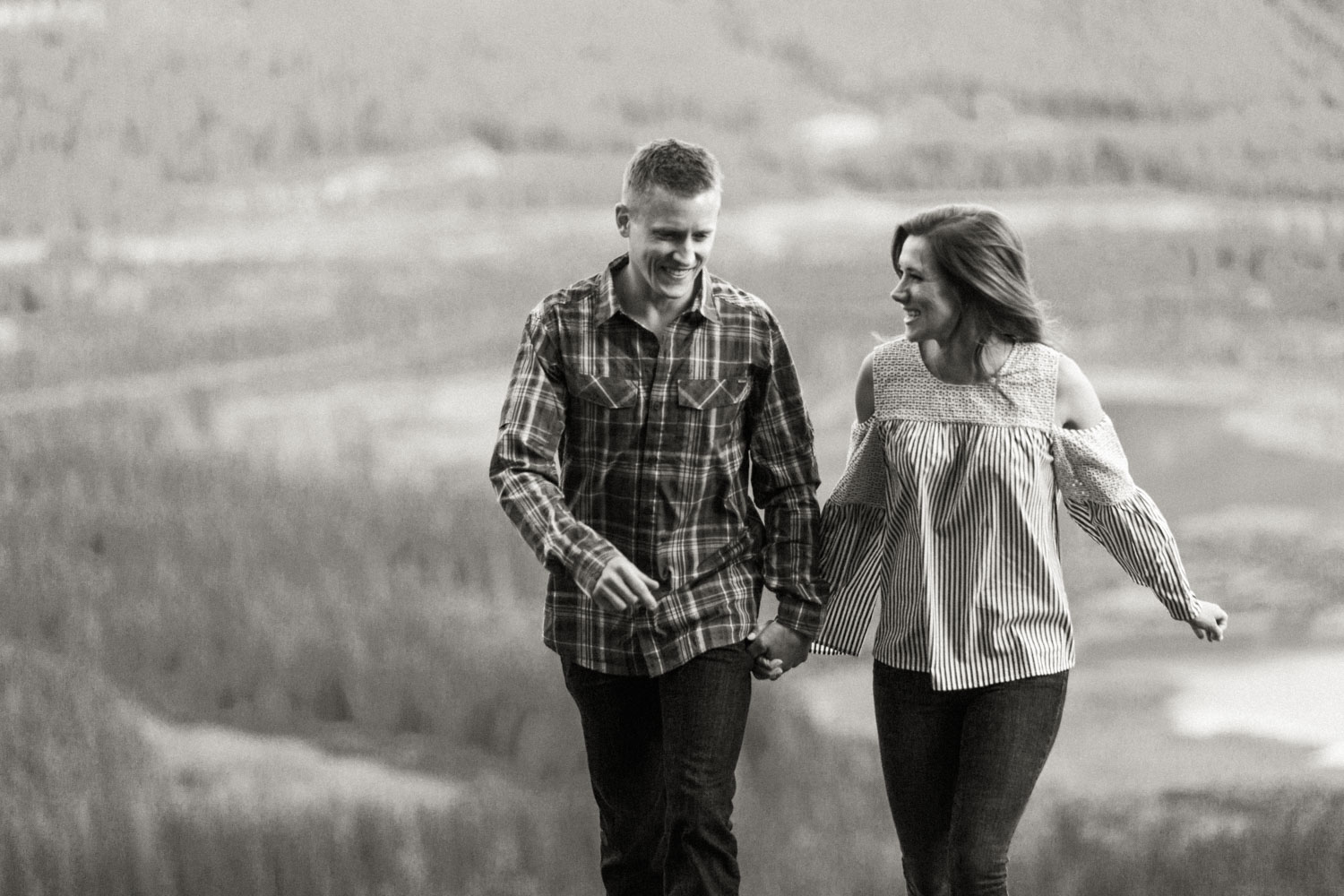 Vacation Anniversary Shoot in Banff, Canada.  Mountain Adventure Photos by Photographer Jennie Guenard