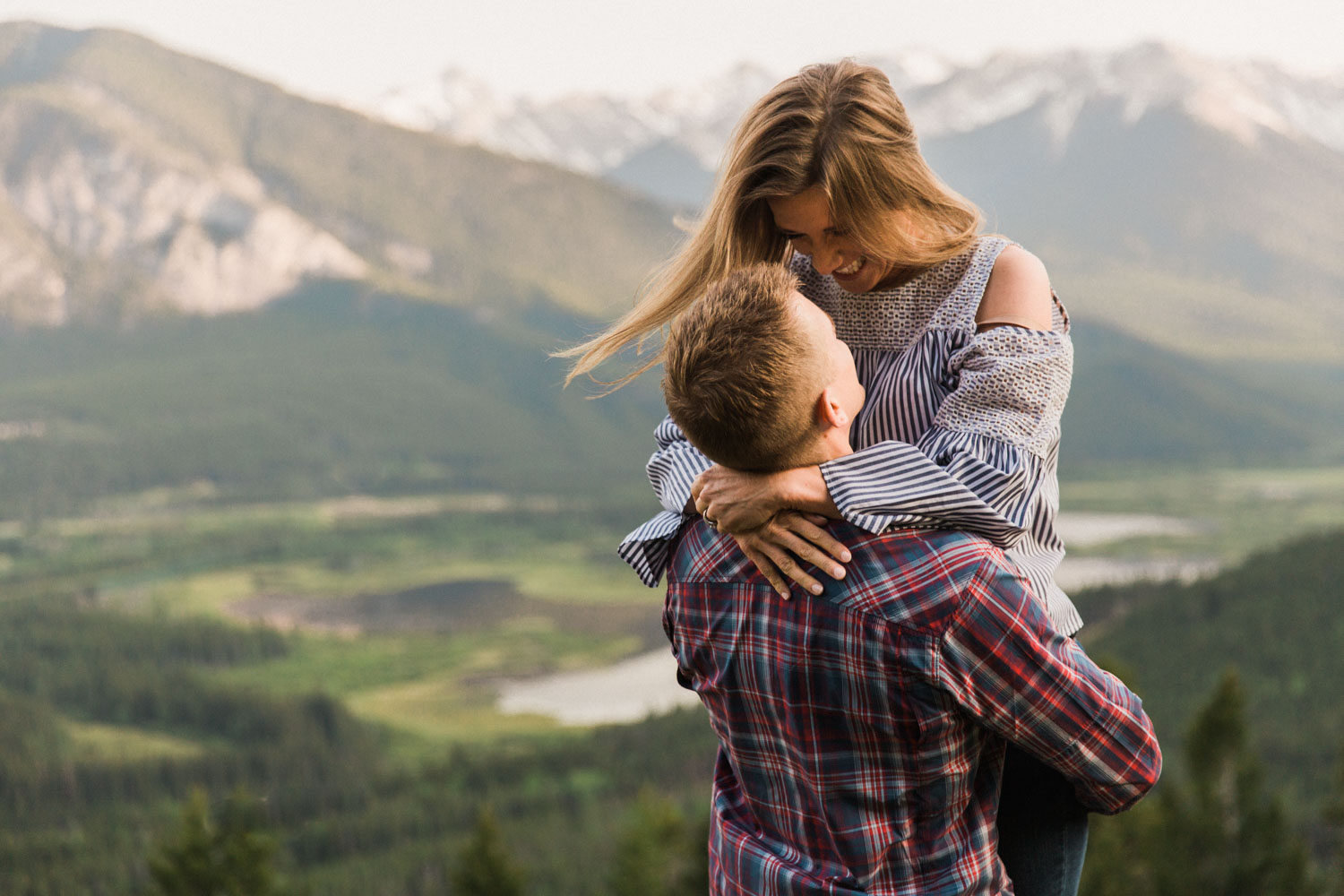 Vacation Anniversary Shoot in Banff, Canada.  Mountain Adventure Photos by Photographer Jennie Guenard