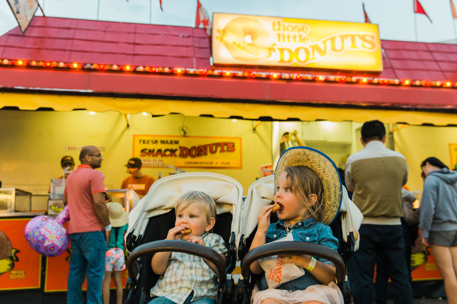 What to do with kids at the Calgary Stampede Guide, Jennie Guenard Photography