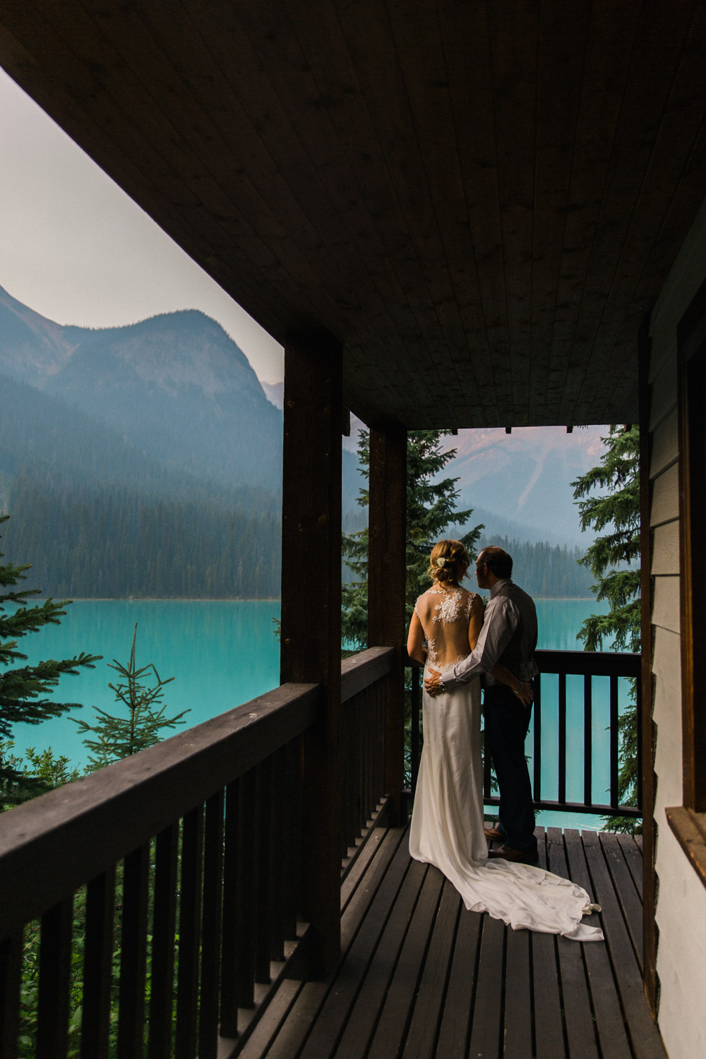 Emerald Lake Lodge Intimate Wedding Photographer Jennie Guenard Photography British Columbia