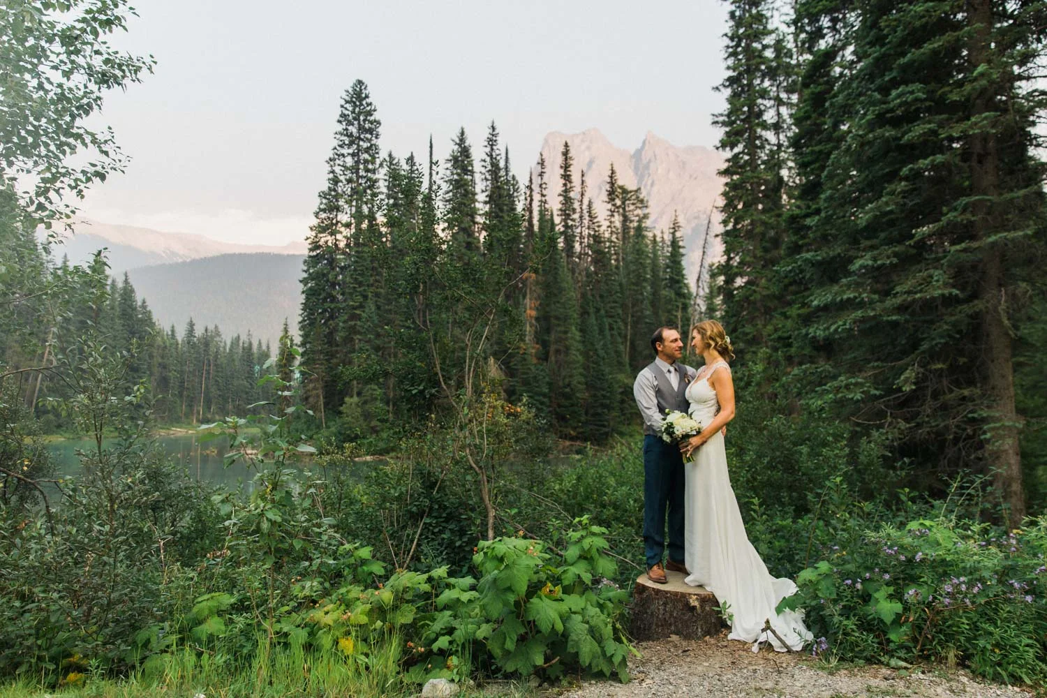 Emerald Lake Lodge Intimate Wedding Photographer Jennie Guenard Photography British Columbia