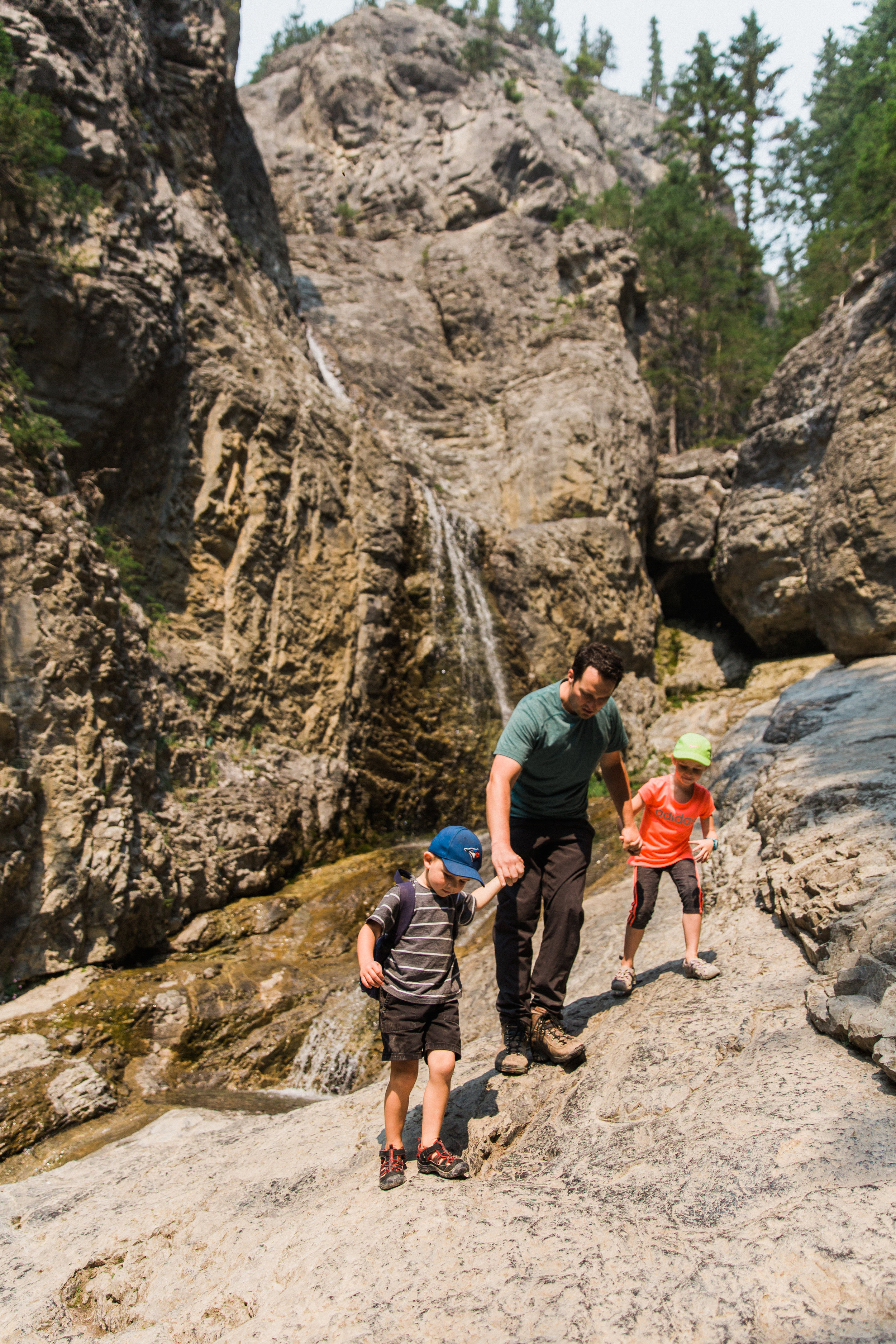 Grotto Creek Canyon Hiking With Kids Near Calgary Easy Canmore Photographer Jennie Guenard Photography