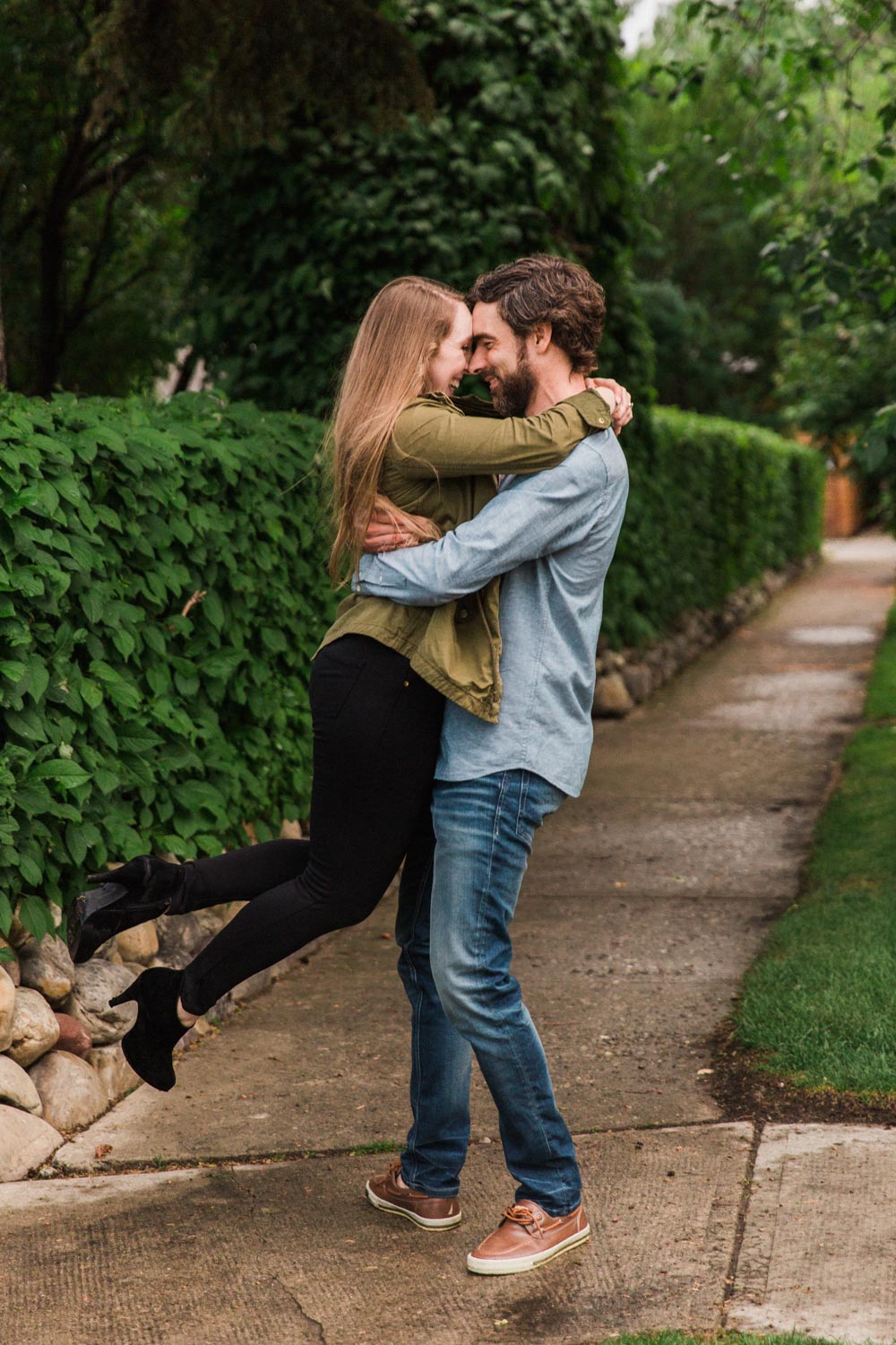 Downtown Calgary Engagement Shoot Elbow Photographer Jennie Guenard Photography