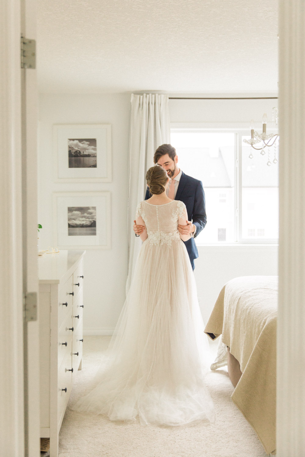 Banff Canmore Calgary Autumn Mountain Wedding Photographer Jennie Guenard Photography