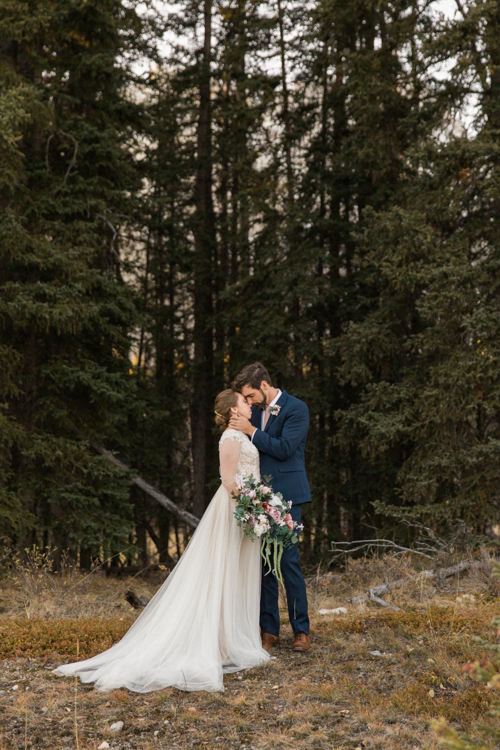 Banff Canmore Calgary Autumn Mountain Wedding Photographer Jennie Guenard Photography