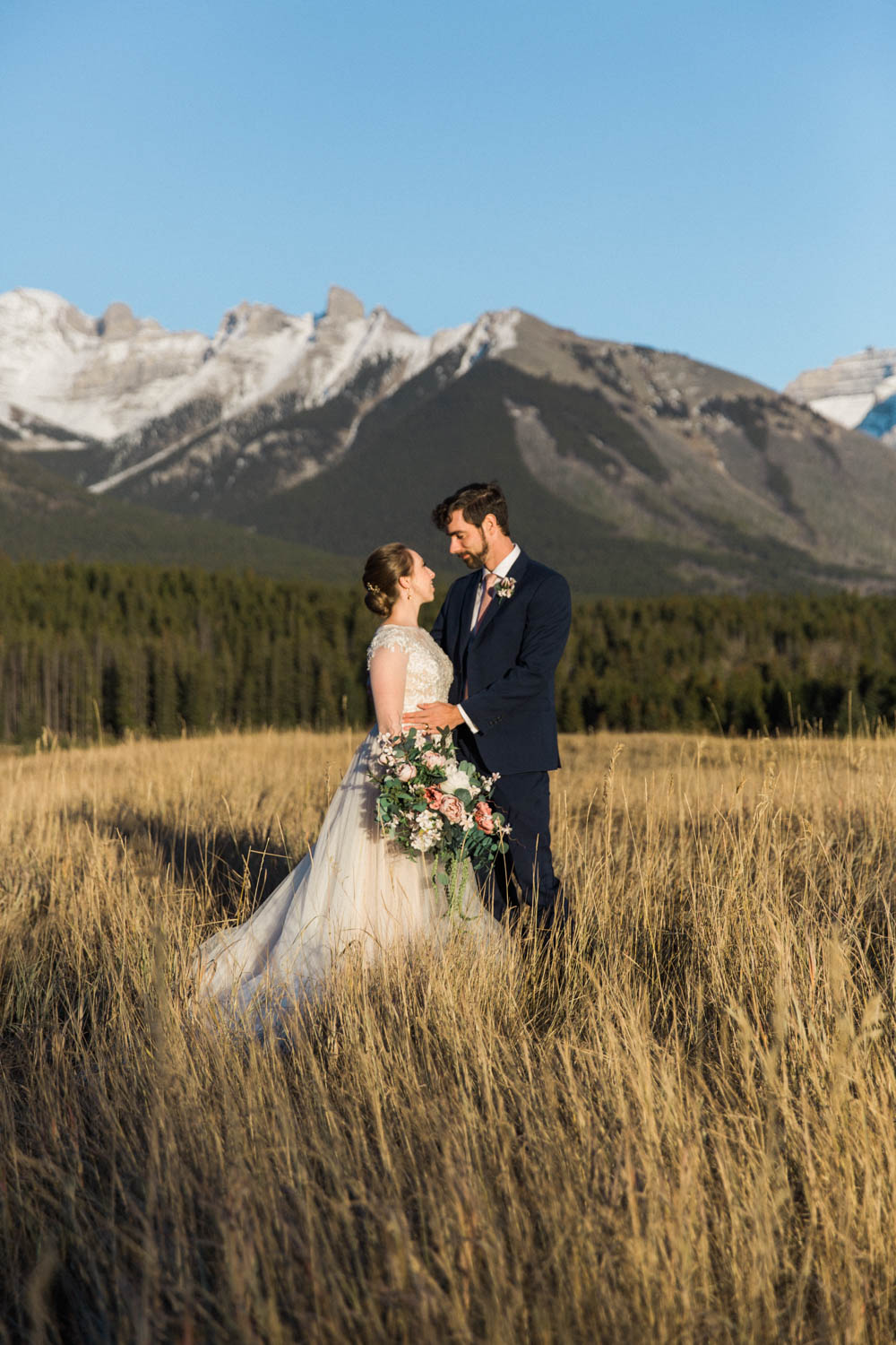 Banff Canmore Calgary Autumn Mountain Wedding Photographer Jennie Guenard Photography