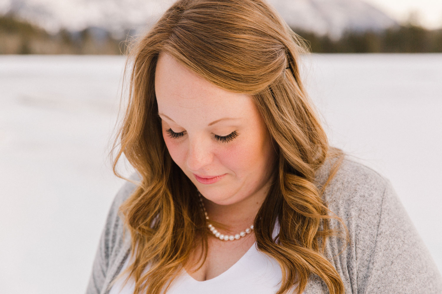 Canmore Mountain Maternity Shoot Calgary Photographer Jennie Guenard Photography