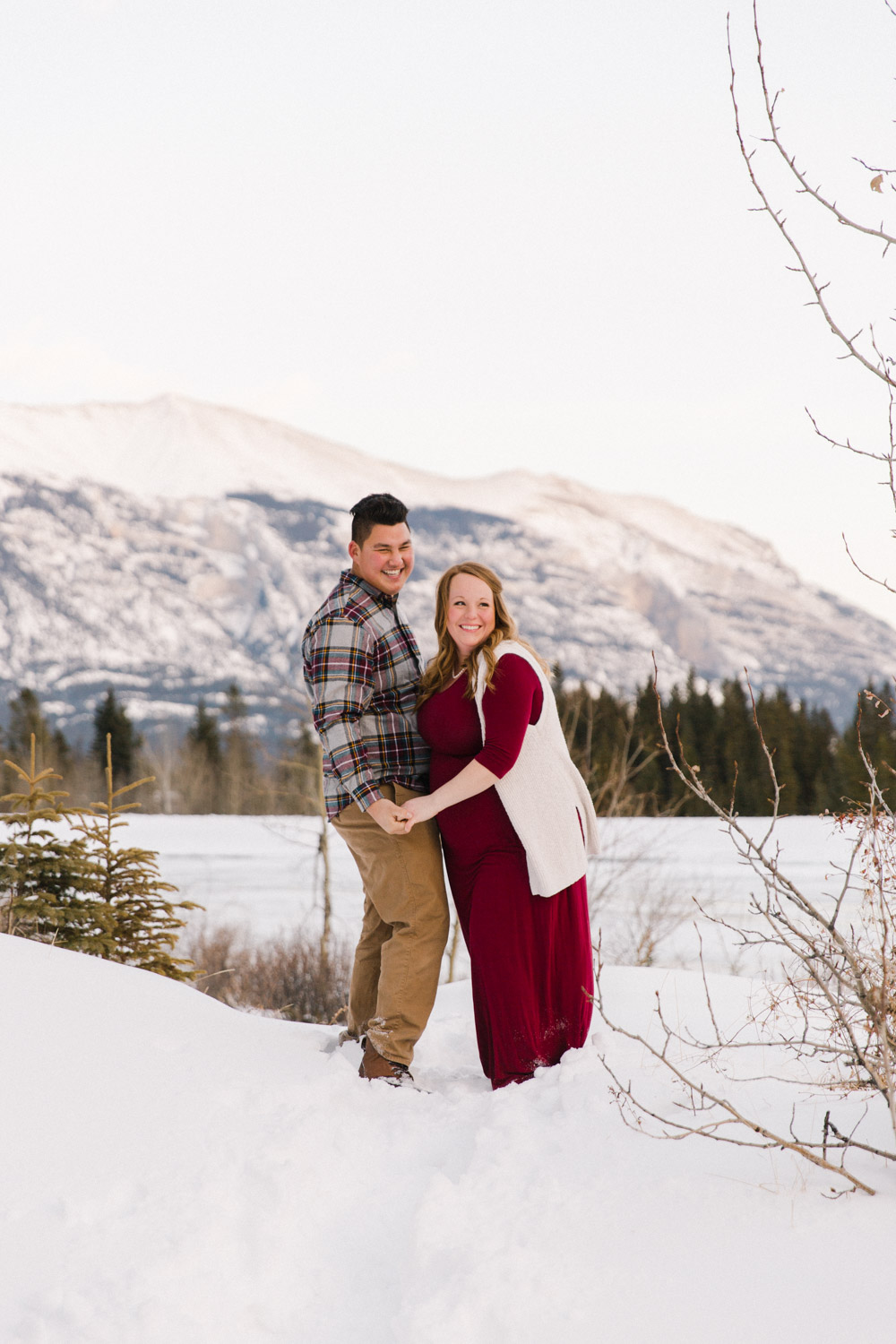 Canmore Mountain Maternity Shoot Calgary Photographer Jennie Guenard Photography