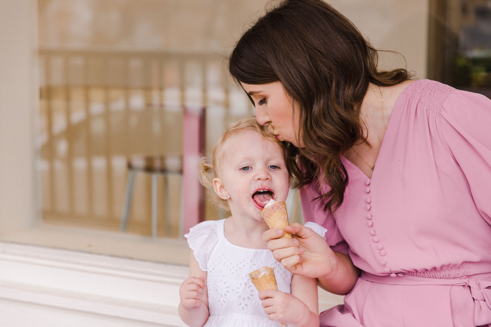 Calgary Motherhood Shoot Lifestyle Photographer Jennie Guenard Photography Made by Marcus
