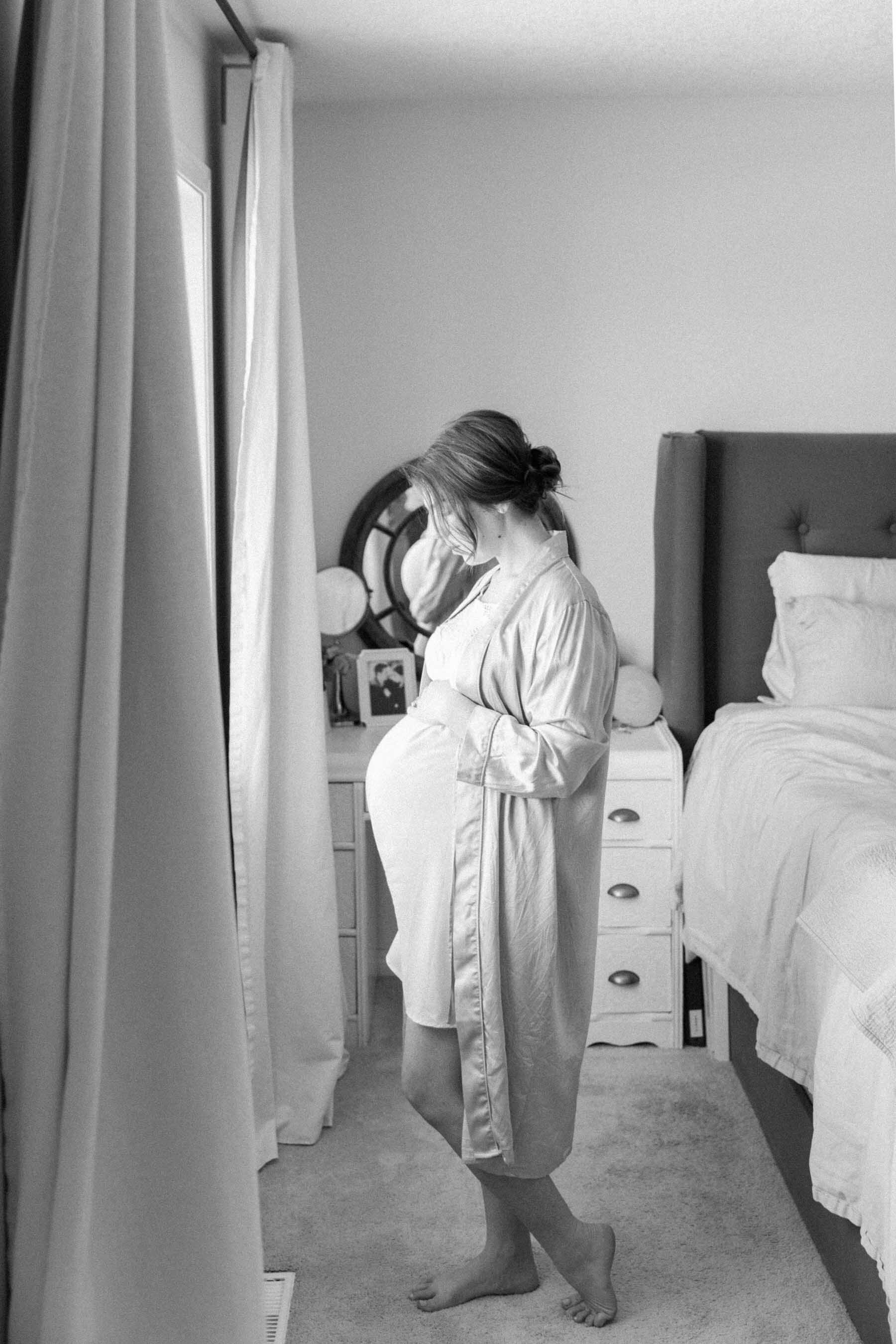 How I Healed from trauma through photography, Calgary Maternity Newborn Photographer Jennie Guenard Photography