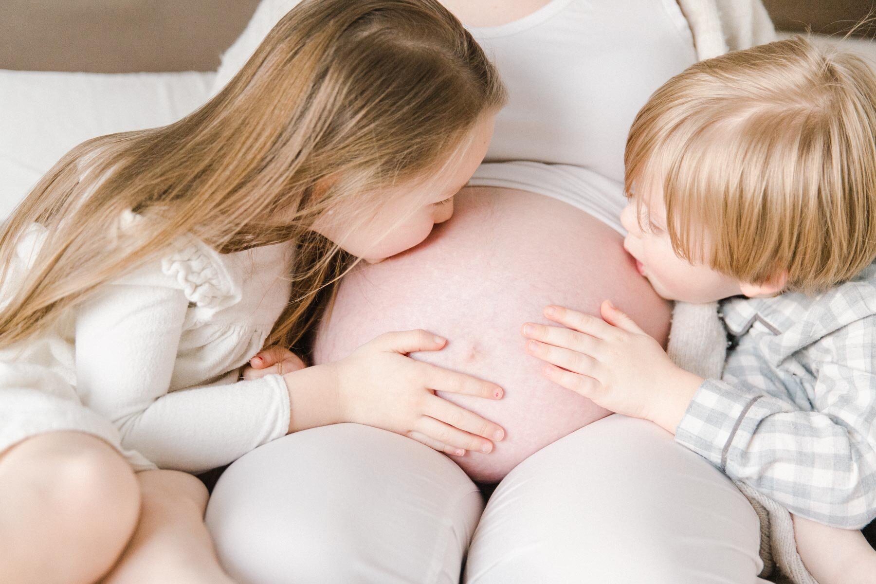 How I Healed from trauma through photography, Calgary Maternity Newborn Photographer Jennie Guenard Photography