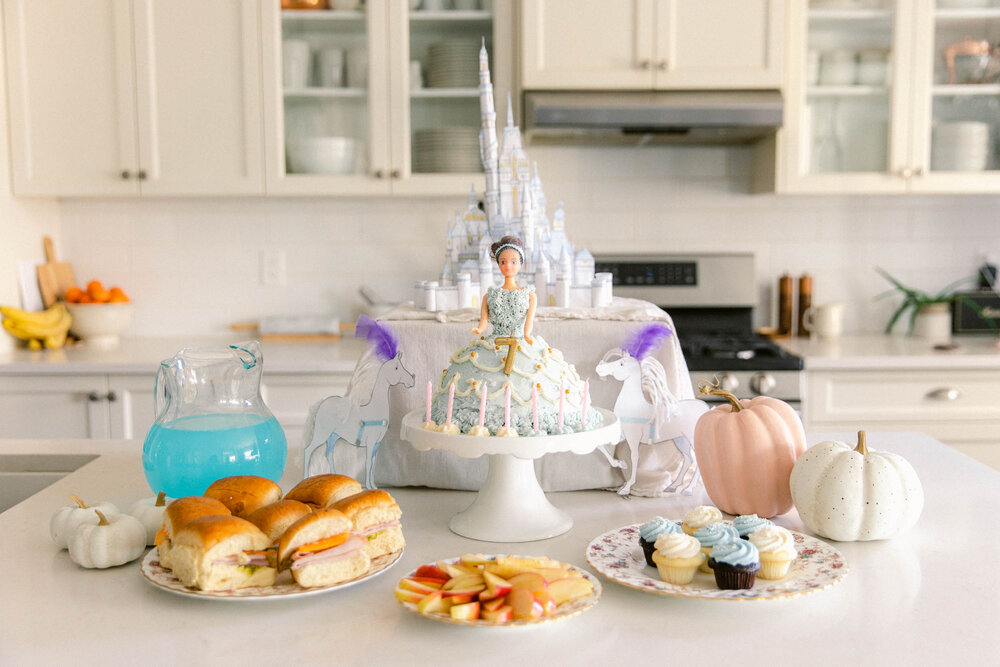 CINDERELLA INSPIRED COVID BIRTHDAY DECORATION IDEAS PARTY FOOD IDEAS CINDERELLA CAKE