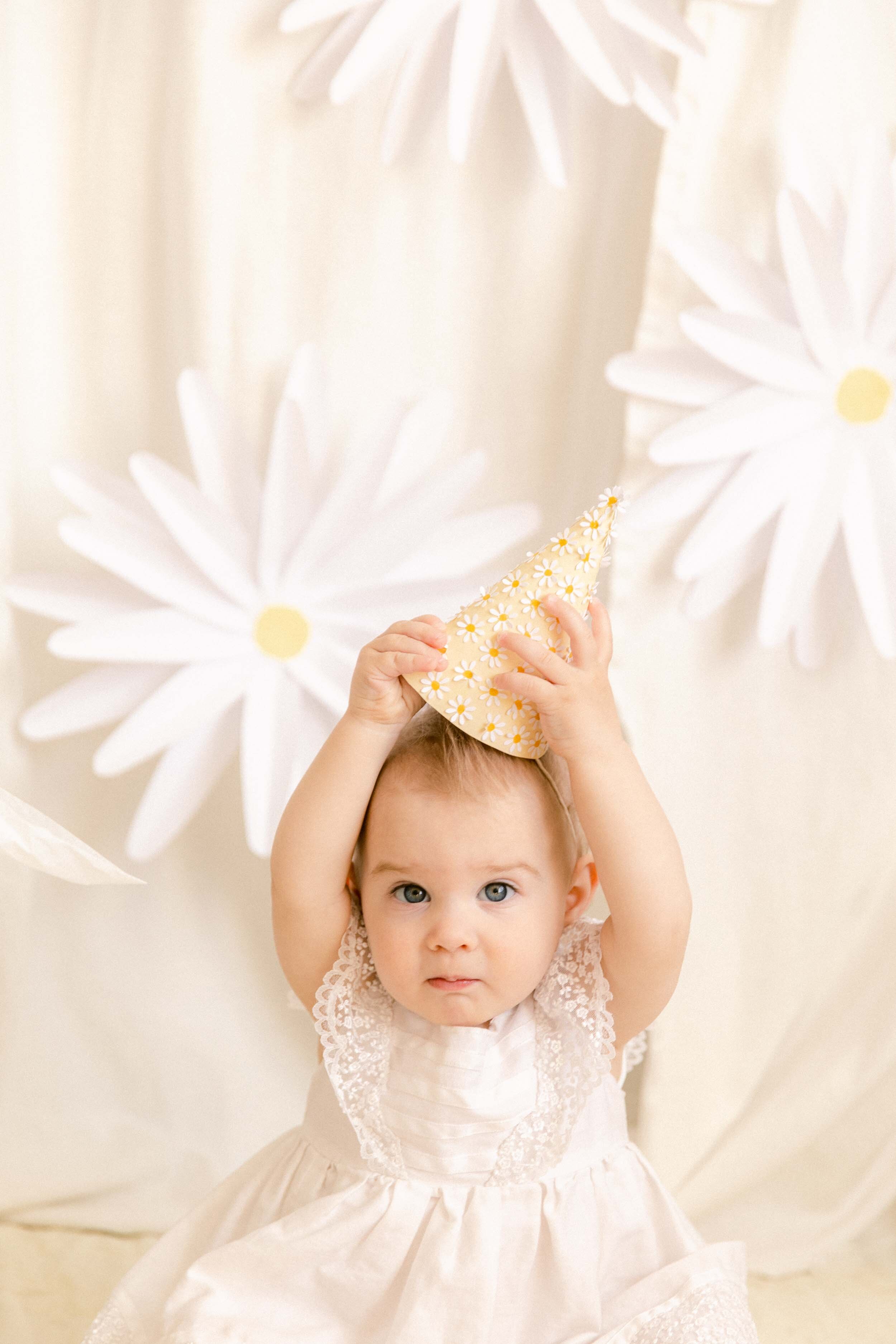 Baby's first birthday daisy themed party inspiration Calgary Photographer Jennie Guenard Photography