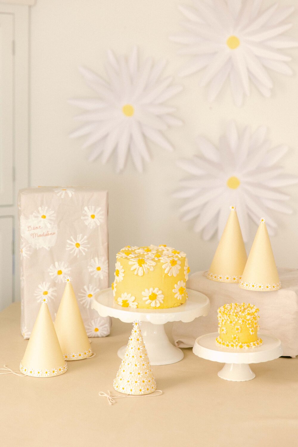 Baby's first birthday daisy themed party inspiration Calgary Photographer Jennie Guenard Photography-3