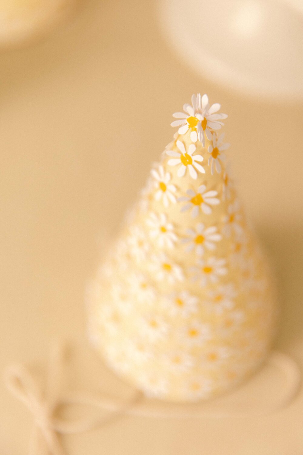 Baby's first birthday daisy themed party inspiration Calgary Photographer Jennie Guenard Photography