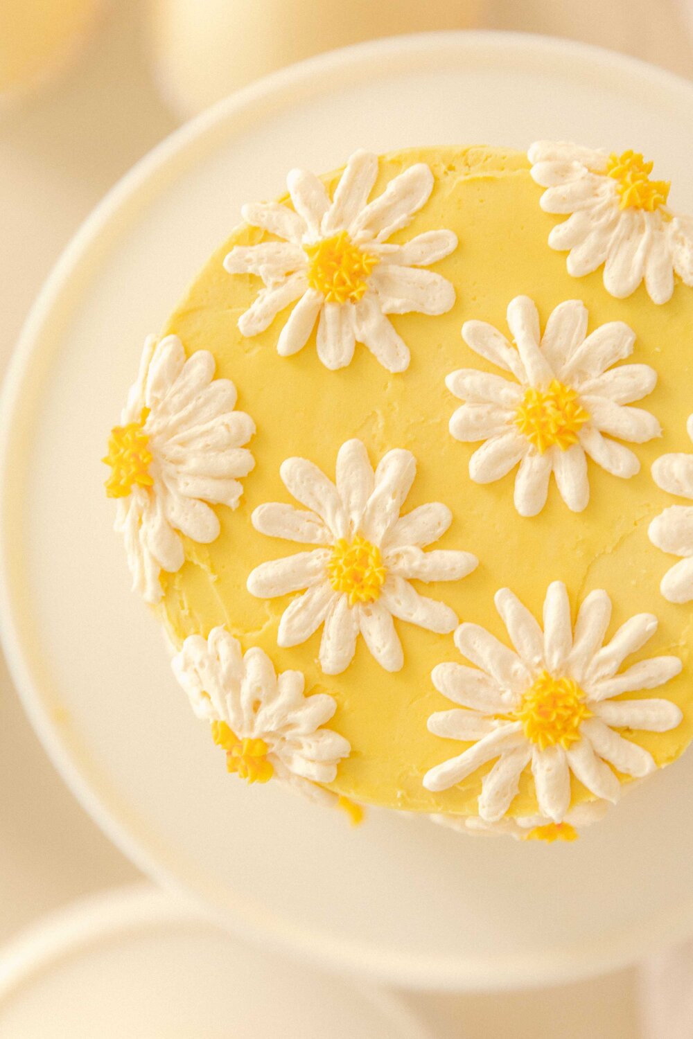 Baby's first birthday daisy themed party inspiration Calgary Photographer Jennie Guenard Photography