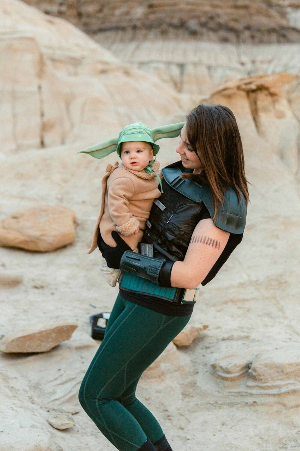 4 Family Halloween Costume Ideas for families of 4 or 5 Calgary Photographer Halloween mini Sessions