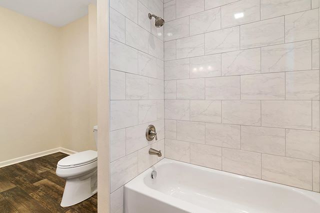 Loving that shower tile. This duplex, right across the street from the University of Montana, is listed by @b_wahlberg and the Wahlberg Team, and you can get in touch with them at (406) 529-4663.