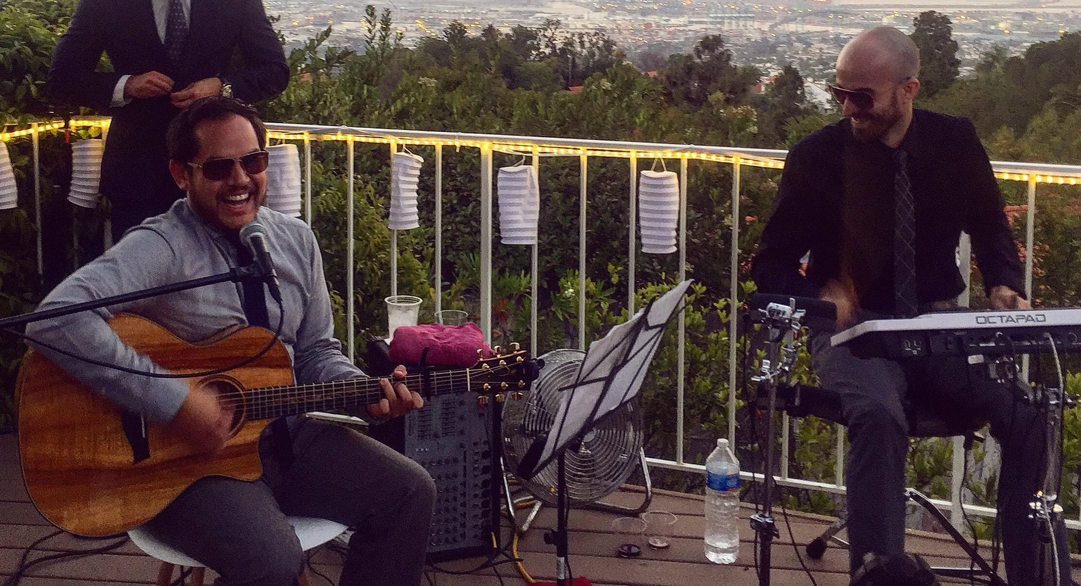 Fred (vocals, guitar, loop station, effects), Evan (electronic drums/percussion)