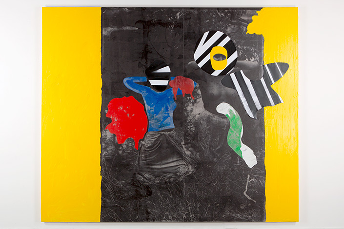Vallis , 2016 Linen, acrylic paint and spray, ink, foil 250 × 300 × 5cm