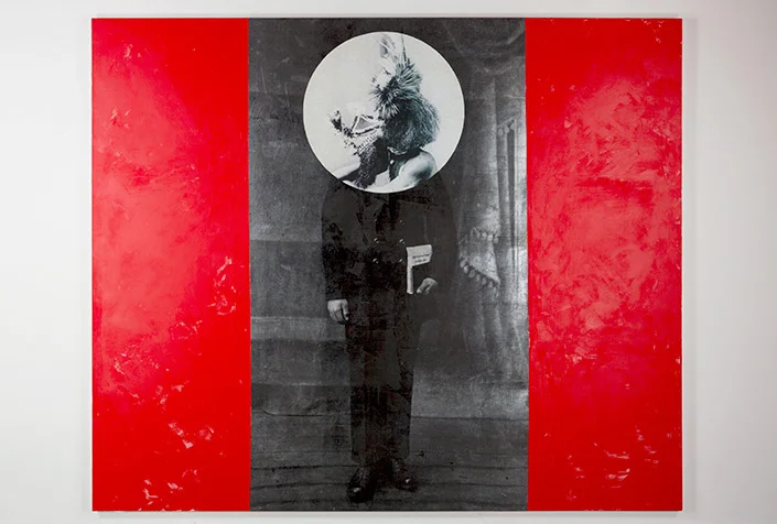 Revealing distance , 2016 Linen, cotton, acrylic paint, ink, foil 250 × 300 × 5cm
