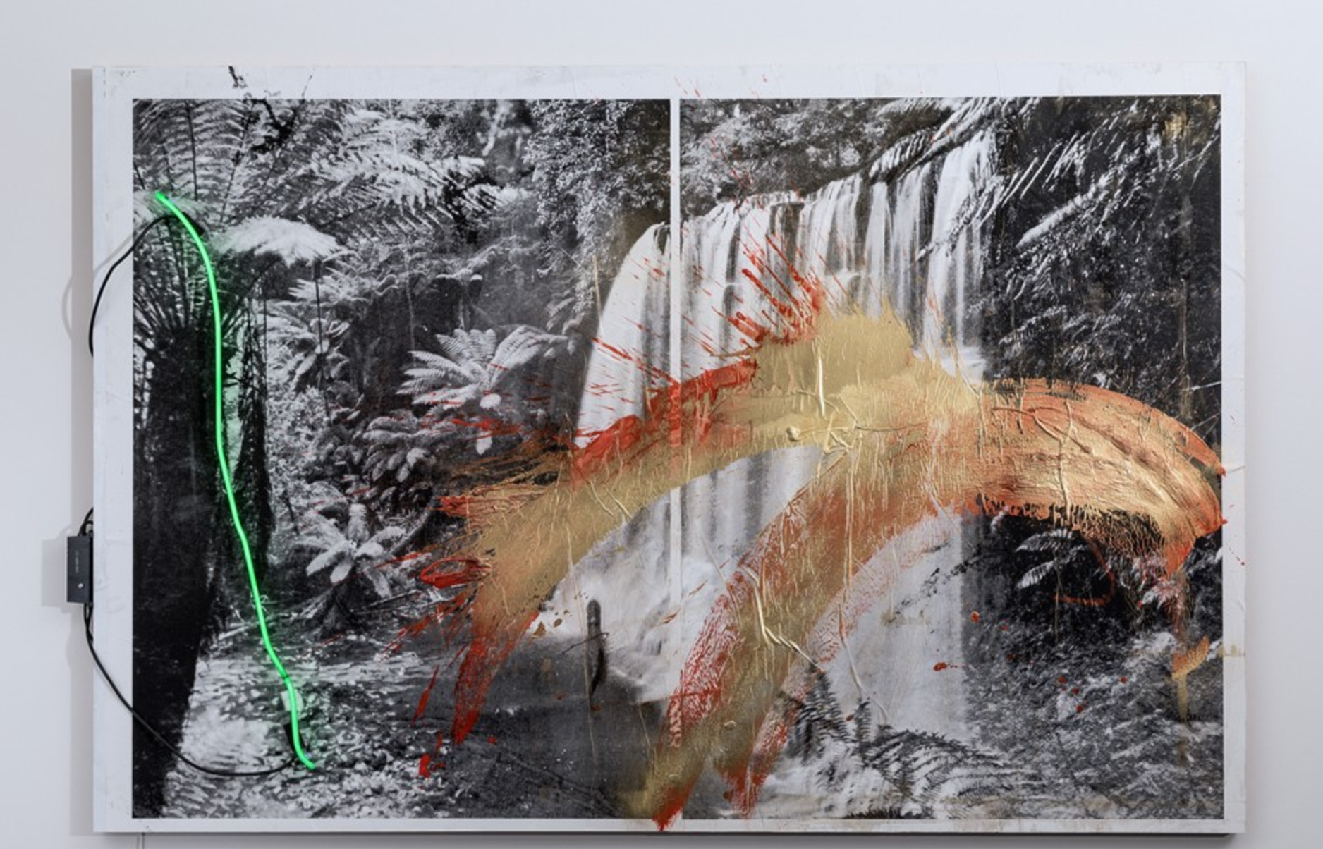 Untitled (Waterfall) , 2017 Paper, acrylic polymer paint, metallic pigment powder, neon and glue on dibond 160 x 240 cm