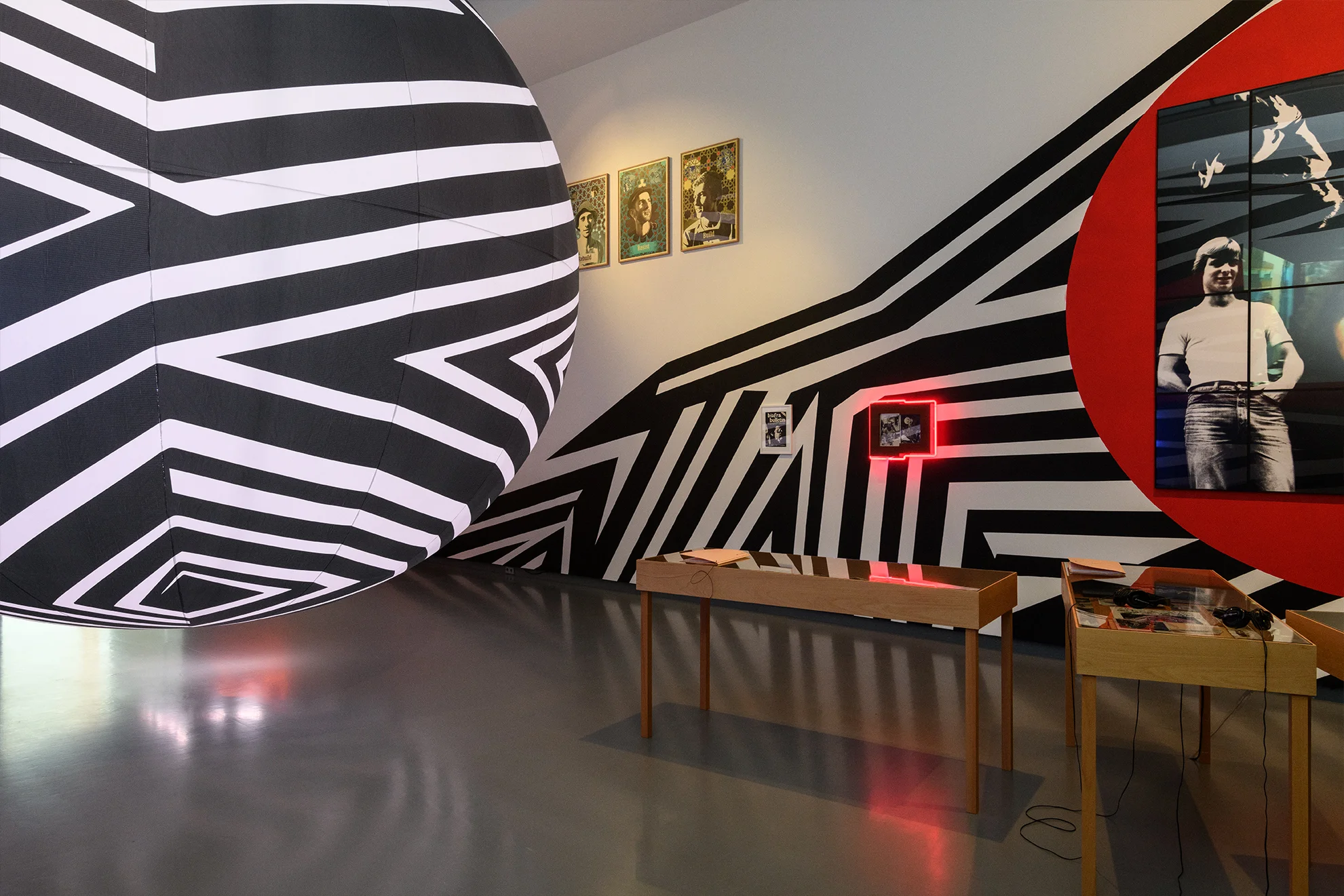 Installation view AHY-KON-UH-KLAS-TIK Museum intervention, Van Abbemuseum, Eindhove 15 September - 31 December 2017 Photo courtesy VanAbbemuseum