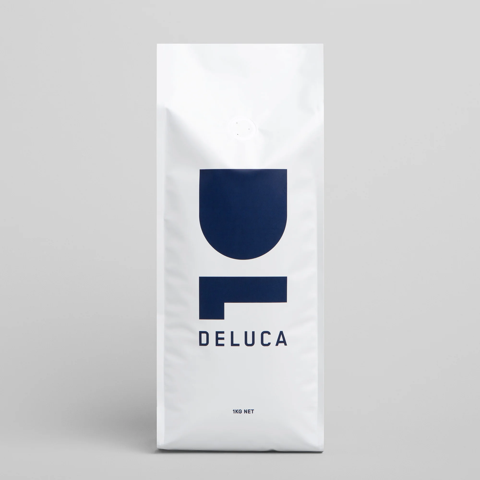 DELUCA_WHITE-BAG.jpg