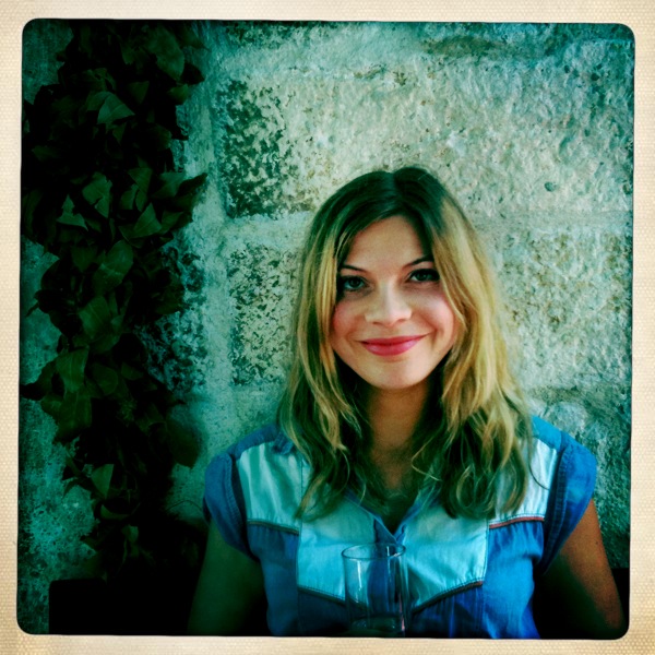 Anna Hart