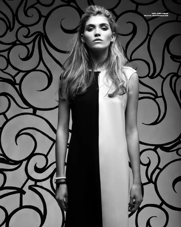 16 MONOCHROM_Page_04.jpg