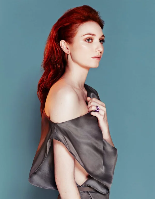 Eleanor_Tomlinson_01-600x771.jpg