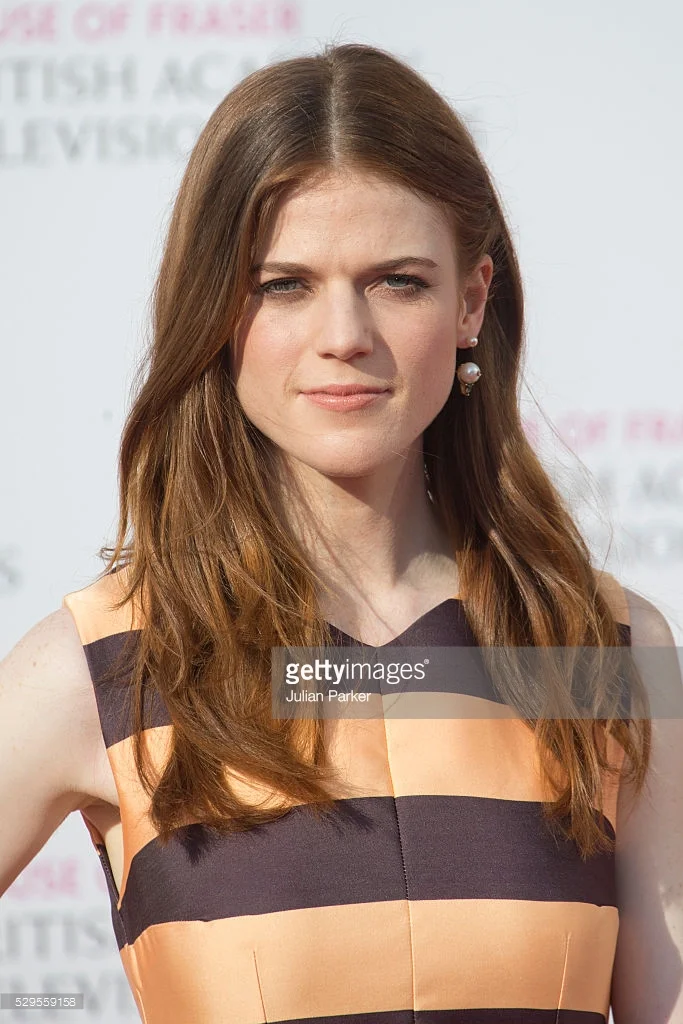 ROSE LESLIE BAFTA 2016.jpg