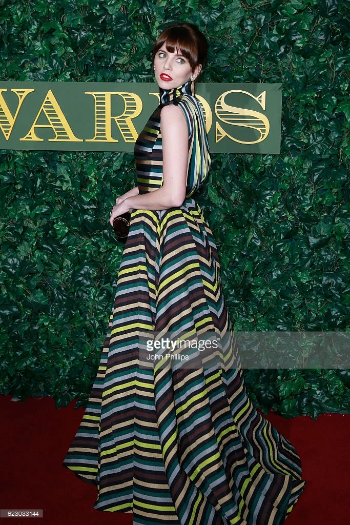 ES THEATRE AWARDS 2 .jpg