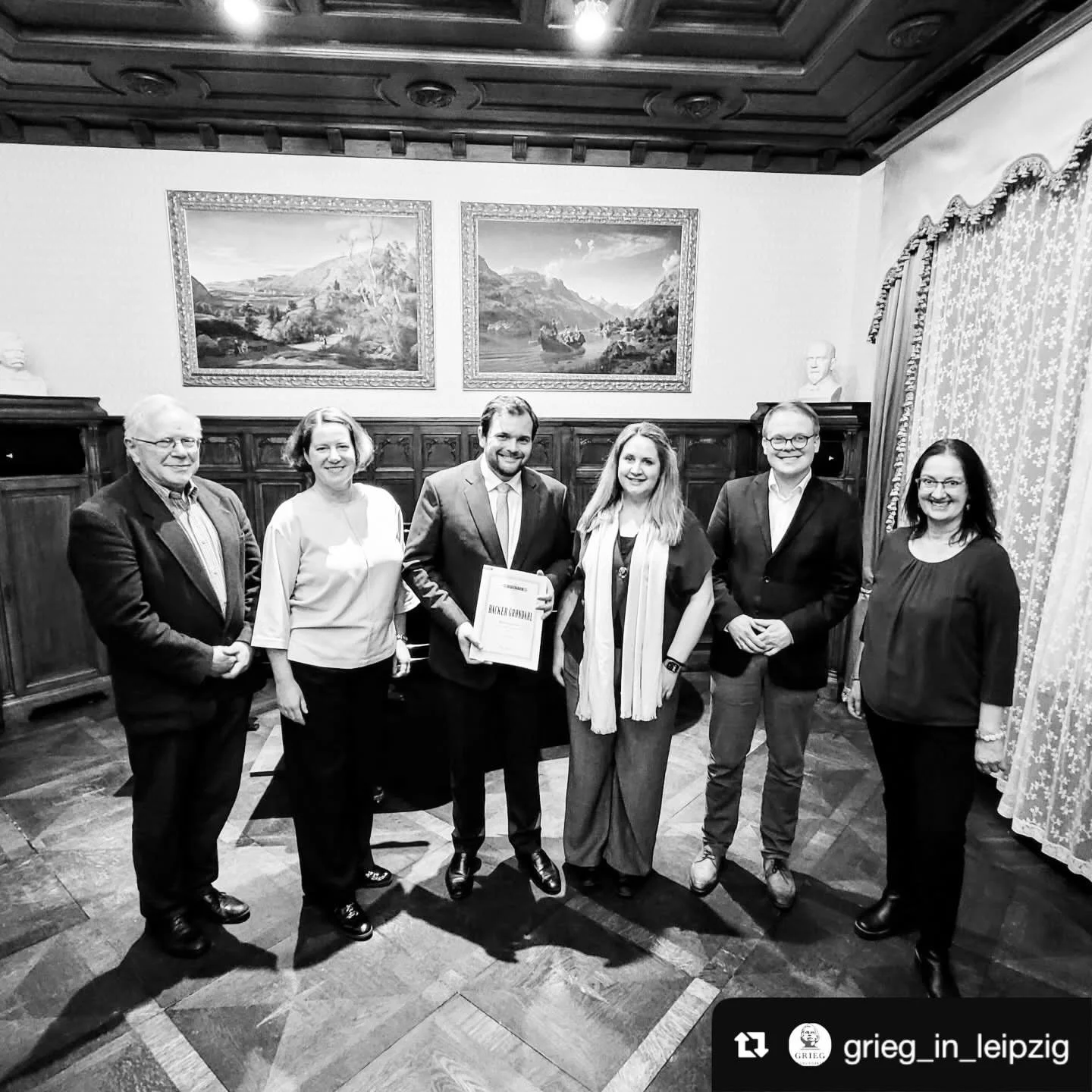Repost from @grieg_in_leipzig
&bull;
Wir sind sehr gl&uuml;cklich &uuml;ber den fantastischen Klavierabend mit @christian.grovlen ! 🎉🎶
Ganz besonders im Fokus standen dabei die Fantasiest&uuml;cke op. 45 von Agathe Backer Gr&oslash;ndahl, die ganz 