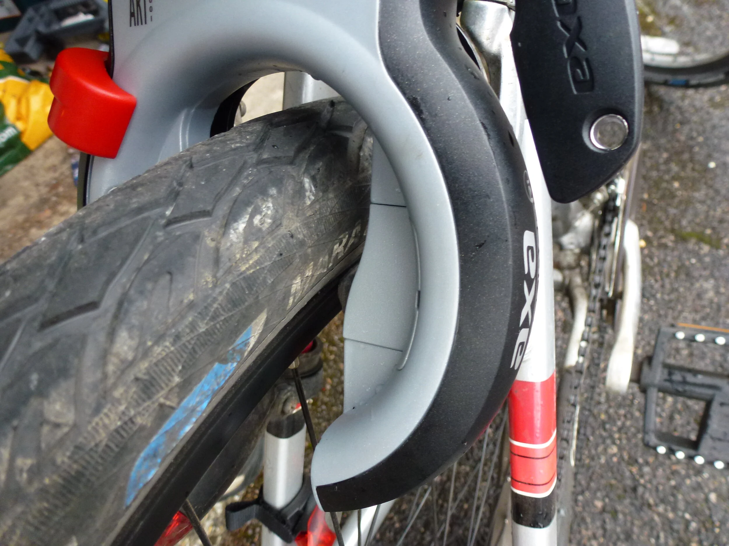 Fitting an AXA Defender lock