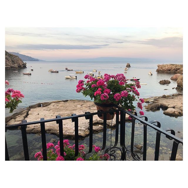 Each time I come to this country, I continue to be amazed by its beauty. 4 months ago, I did my 23andMe and despite constant promises by my parents that I’m 100% Bulgarian, the test indicated 11% Italian. So on days like today, and in places like this - I am proud to say I’m (part) Italian! 🤷🏼♀️🇮🇹🍝