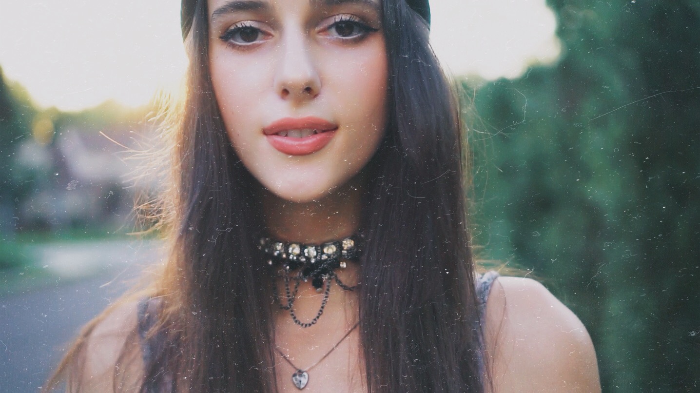 Choker: free people | necklace: urban outfitters | tank: brandy melville | beanie: unknown