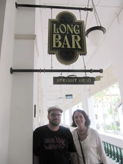 1.1300697661.longbar.jpg