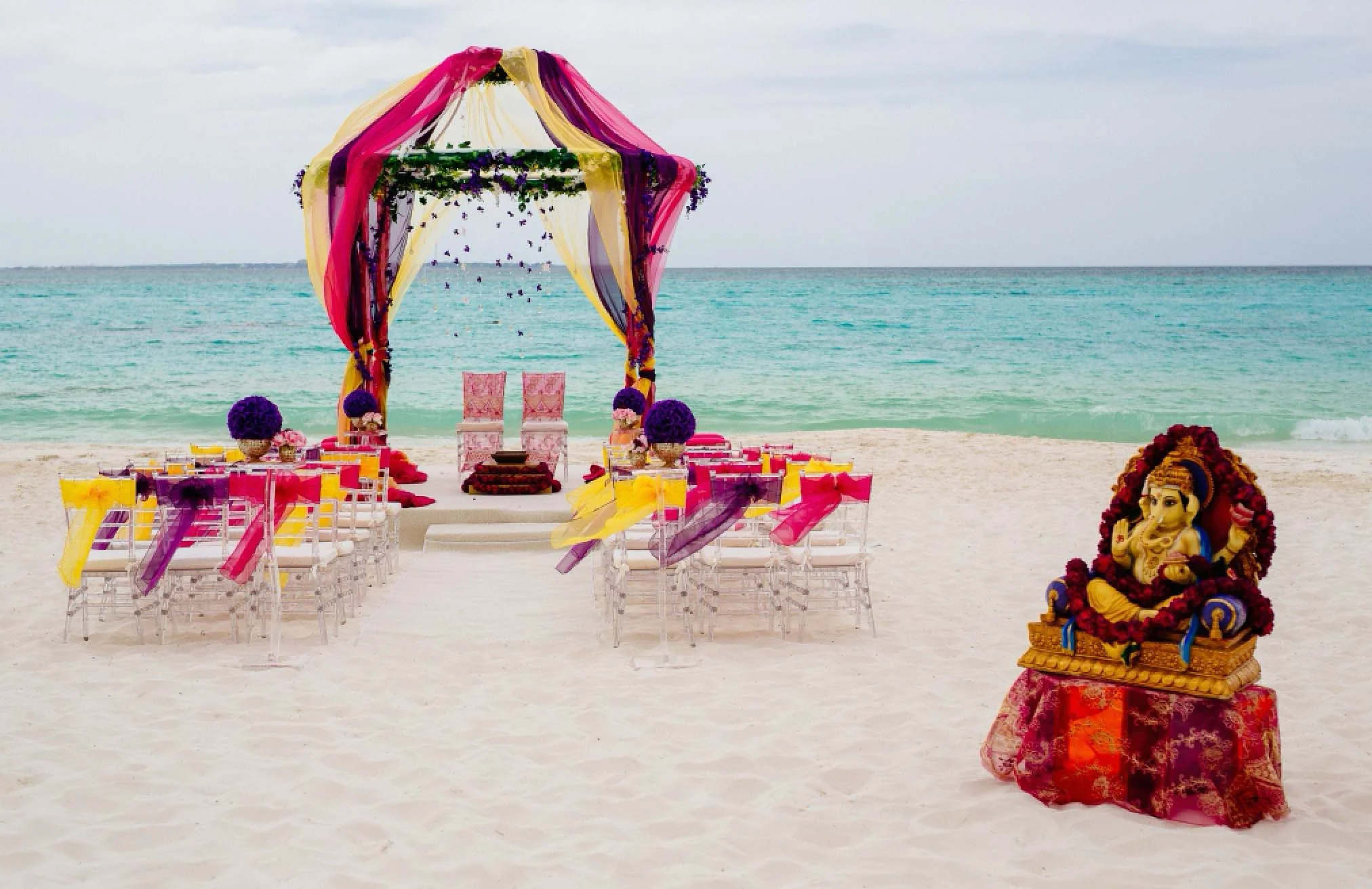 Navjot Design | Wedding Designer and Couture Florist in Dallas | Available for Travel to Destination Weddings and Events
