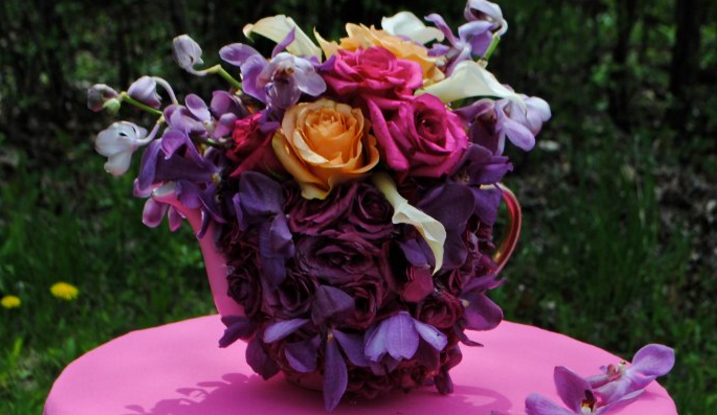  Design & Florals: navjot Design