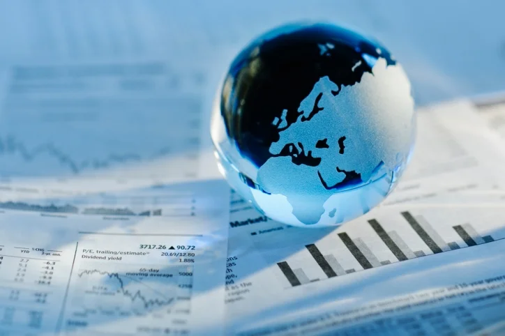 GlobalBusiness.JPG