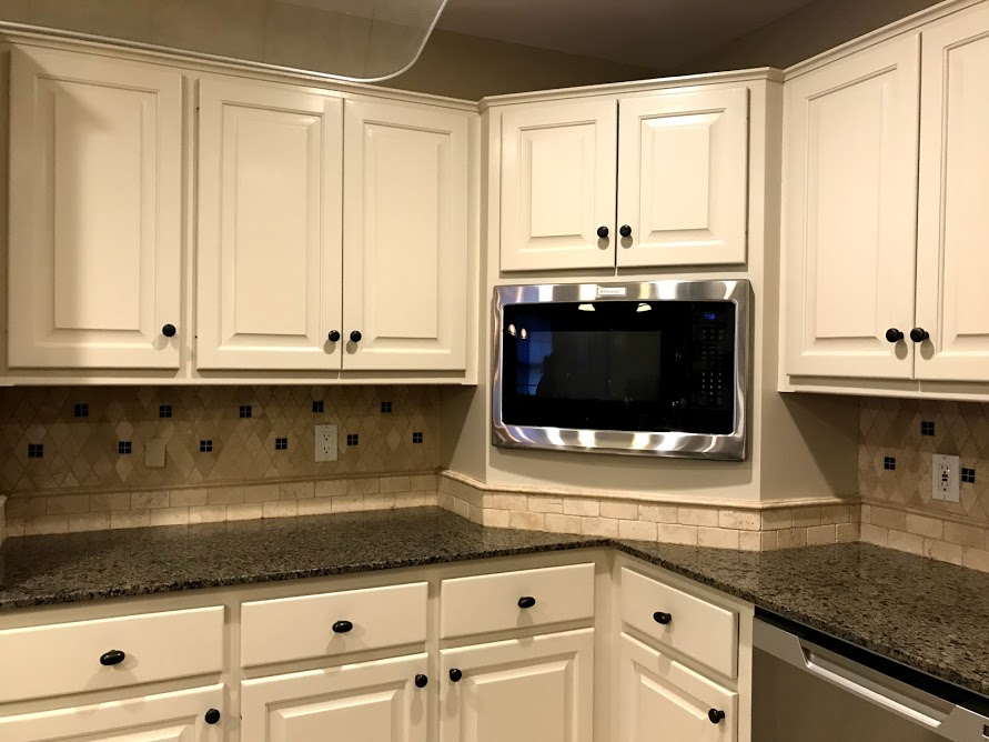 Oak Shores Cabinets