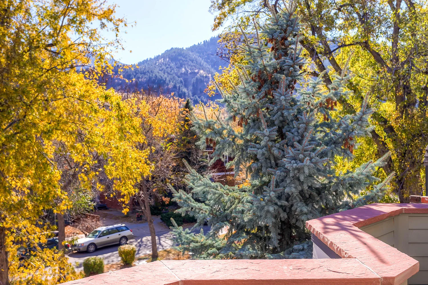 437 Pearl St Boulder CO 80302-large-031-Master Bedroom Balcony-1500x1000-72dpi.jpg